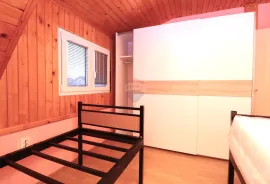 Zagreb, Podsused, kuća za 16 radnika u Bestovju, 180m2, Zagreb, Σπίτι