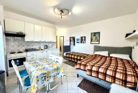 Crikvenica, Dramalj - studio stan, 36m2 - sa pogledom na more, Crikvenica, Kвартира