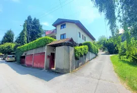 Samobor, Giznik, prekrasna kuća 400 m2 okružena zelenilom, Samobor, Casa