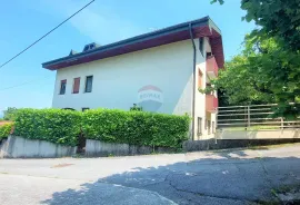 Samobor, Giznik, prekrasna kuća 400 m2 okružena zelenilom, Samobor, Casa