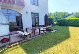 Samobor, Giznik, prekrasna kuća 400 m2 okružena zelenilom, Samobor, Casa