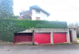 Samobor, Giznik, prekrasna kuća 400 m2 okružena zelenilom, Samobor, Casa