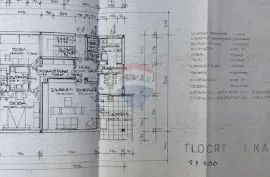 Samobor, Giznik, prekrasna kuća 400 m2 okružena zelenilom, Samobor, House