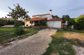 POREČ - NOVA VAS, samostojeća kuća nedaleko mora, Poreč, Haus