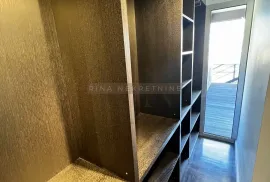 ZAGREB - ILICA - 2.5SOBAN LUX PENTHOUSE SA KROVNOM TERASOM!, Zagreb, Appartment