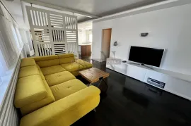 ZAGREB - ILICA - 2.5SOBAN LUX PENTHOUSE SA KROVNOM TERASOM!, Zagreb, Appartment