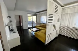 ZAGREB - ILICA - 2.5SOBAN LUX PENTHOUSE SA KROVNOM TERASOM!, Zagreb, Appartment