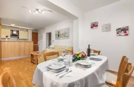 PREKRASAN STAN SA PANORAMSKIM POGLEDOM, Opatija - Okolica, Appartment