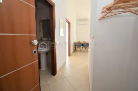 VISOKO POTKROVLJE - PRVI RED DO MORA, Crikvenica, Appartment