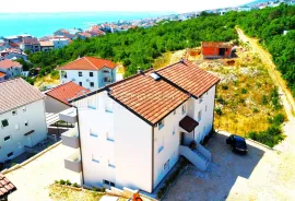 PROSTRANA ETAŽA U MODERNOJ NOVOGRADNJI, Crikvenica, Flat