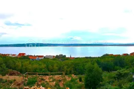 PRIZEMLJE SA OKUĆNICOM I PANORAMSKIM POGLEDOM, Crikvenica, Daire