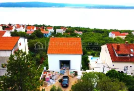 PRIZEMLJE SA OKUĆNICOM I PANORAMSKIM POGLEDOM, Crikvenica, Daire