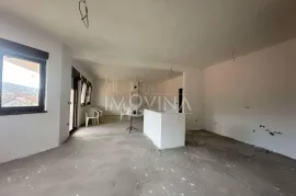 Kuća na dvije etaže 320m2, Kromolj, Sarajevo Centar, Haus