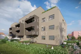 Centar, Četverosoban stan na trećem katu s terasom, 129m2, Zaprešić, Flat