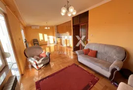 RIJEKA, ČAVLE - Prostrani stan 95m2 3S+DB i GARAŽA, Čavle, Appartment