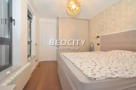 Voždovac, Autokomanda,  Ljube Nedića, 3.0, 72m2, Voždovac, Apartamento