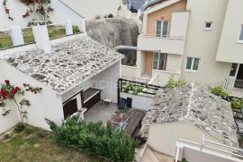 Baška Voda vila 600 m2 blizina mora + pogled na more, Baška Voda, Famiglia