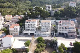 Baška Voda vila 600 m2 blizina mora + pogled na more, Baška Voda, Maison