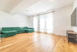 Zagreb, Kustošija, luksuzan četverosoban stan NKP 122 m2, NOVOGRADNJA, Zagreb, Wohnung