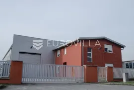 Vinkovci, Jošine, hala 364.60 m2 s pomoćnom zgradom uredske namjene 104.80 m2, Vinkovci, Propriedade comercial