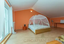 Kuća na vrlo lijepoj intimnoj lokaciji, Poreč, House