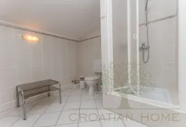 Kuća na vrlo lijepoj intimnoj lokaciji, Poreč, House