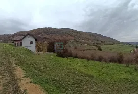 Kuća prodaja KALNIK s 24000 m2 zemljišta, Kalnik, Σπίτι