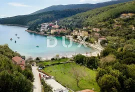 ISTRA, RABAC - Apartmanska kuća 70 metara od mora, Labin, Casa