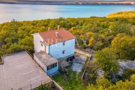 Jadranovo - kuća za investiciju, Crikvenica, House