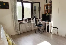 ISTRA, LABIN - Obiteljsko imanje kuća + dva apartmana sa bazenom!, Kršan, Casa