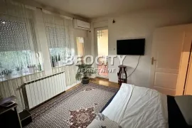 Novi Sad, Centar, Bulevar kralja Petra I, 3.0, 84m2, Novi Sad - grad, Appartment