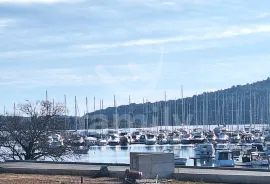 EKSKLUZIVNO JEDINSTVENO GRAĐEVINSKO ZEMLJIŠTE SA POGLEDOM NA MORE, Medulin, Land