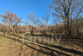 ATRAKTIVNO GRAĐEVINSKO ZEMLJIŠTE NA MIRNOJ LOKACIJI, Svetvinčenat, Land