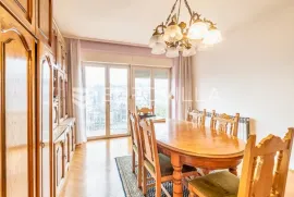 Zagreb, Gračani, prekrasna kuća 270 m2 na odličnoj lokaciji, 2 GPM, Zagreb, Casa