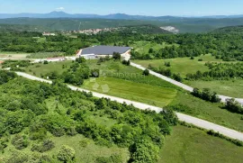 Zemljište industrijska zona Barban, 6700 m², Barban, Terreno