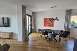 Duplex kuća u Kostreni!, Kostrena, Casa