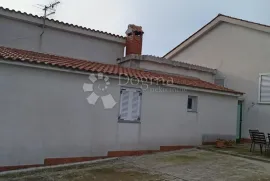 Kuca sa ogromnim potencijalom, Marčana, House