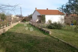 Kuca sa ogromnim potencijalom, Marčana, House