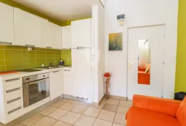 Istra, Poreč, okolica, uređen stan 30m od mora !, Poreč, Appartment