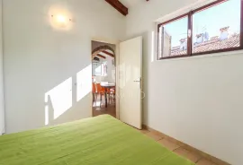 Istra, Poreč, okolica, uređen stan 30m od mora !, Poreč, Appartment