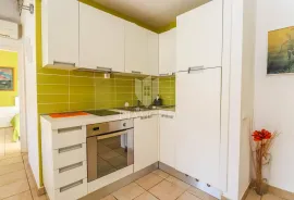 Istra, Poreč, okolica, uređen stan 30m od mora !, Poreč, Appartment