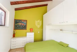 Istra, Poreč, okolica, uređen stan 30m od mora !, Poreč, Appartment