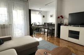 Prodaja, Zagreb-Trešnjevka,91 m2 + 18m2 tavanskog prostora ,TOP LOKACIJA!!!, Zagreb, Appartment