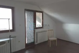 PRODAJA kuća 306 m2, Manterovčak, 9s, Zagreb, Famiglia