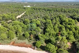 PRODAJA građevinsko zemljište 2360 m2, prvi red do mora, Biograd Na Moru, Terrain