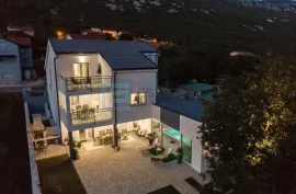 Luksuzna vila s bazenom od 33 m2-Tribalj, Vinodolska Općina, Ev