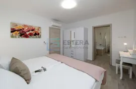 Luksuzna vila s bazenom od 33 m2-Tribalj, Vinodolska Općina, Ev