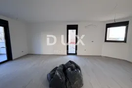 ZADAR, PETRČANE - Prostrani stan s vrtom u izgradnji 150 m od mora, Zadar - Okolica, Apartamento