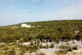 GRAĐEVINSKI TEREN SA ZAPOČETOM GRADNJOM, MASLENICA, Jasenice, Land