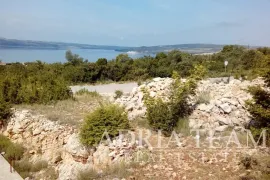 GRAĐEVINSKI TEREN SA ZAPOČETOM GRADNJOM, MASLENICA, Jasenice, Land